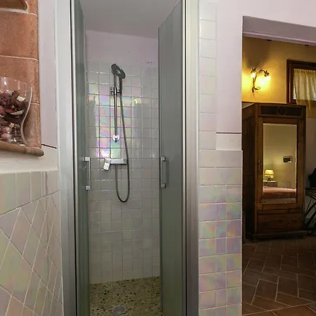 Cozy Farmhouse In With Swimming Pool
