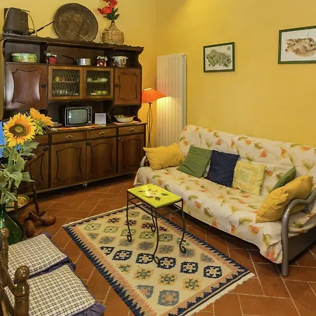 Cozy Farmhouse In With Swimming Pool *